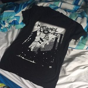 my chemical romance t-shirt size medium